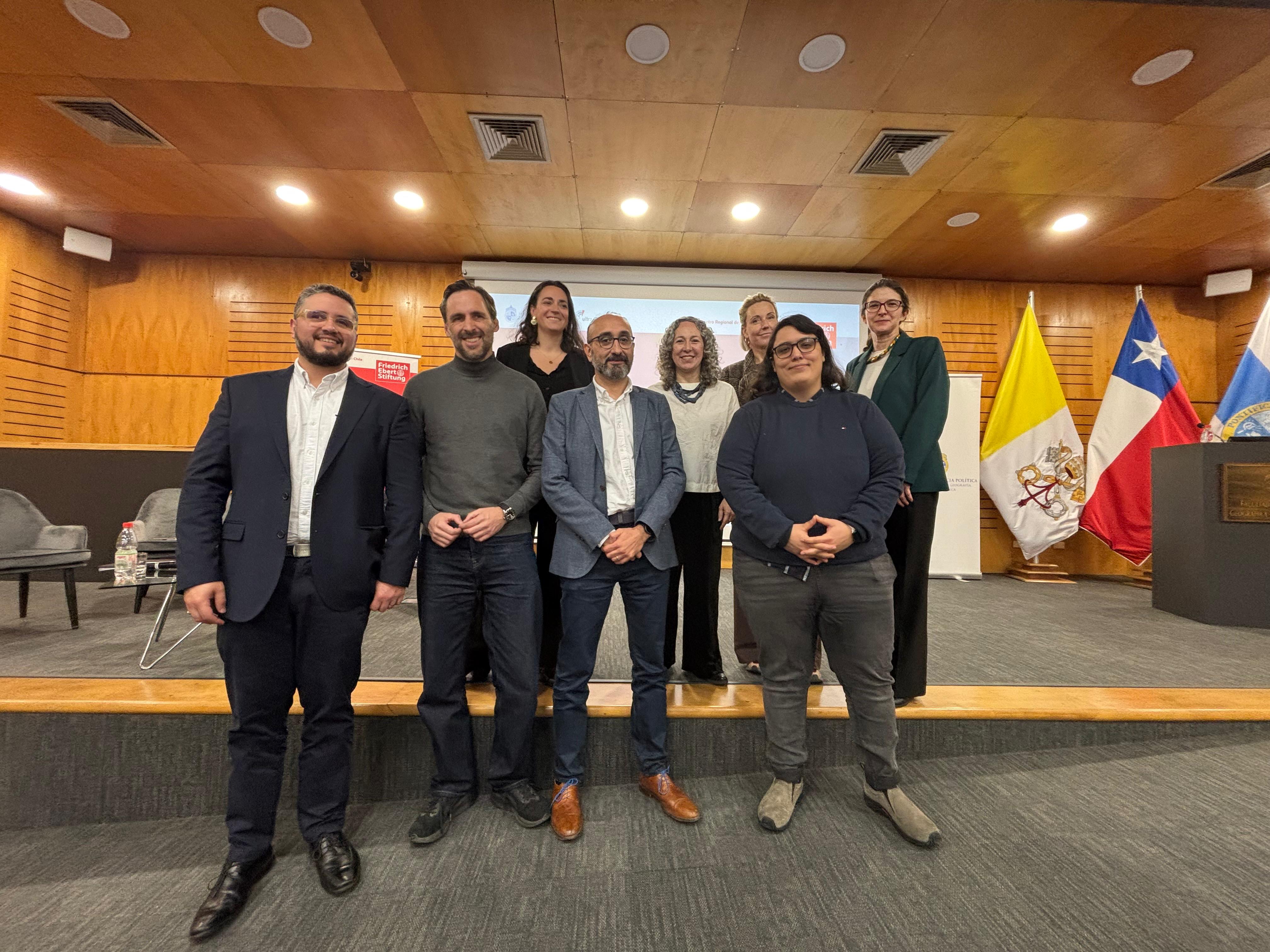 Mujeres de extracción popular, progresistas, pluralistas de centro y conservadores moderados: estudio del profesor Rovira caracterizó a votantes anti-ultraderecha en Chile